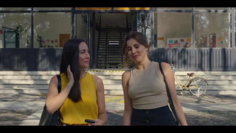 Liz Gallardo, Paulina Goto, Ludwika Paleta, Adriana Louvier daughter from another mother (mother there are only two) s03 (2022) 1080p