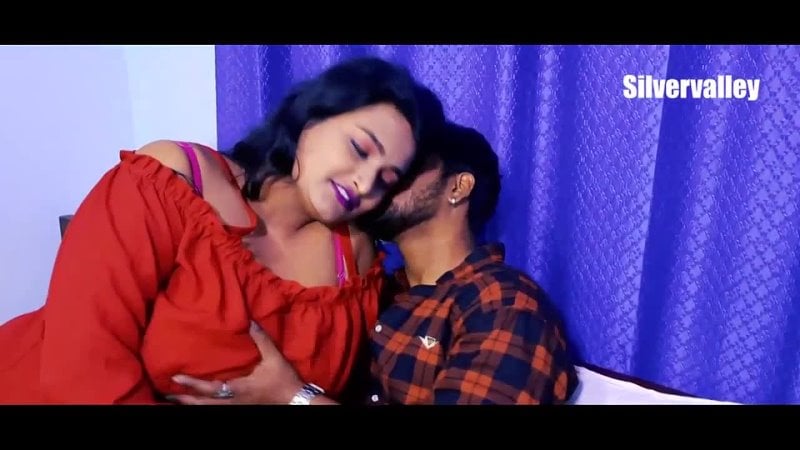 Indian girl is maintaining two boyfriends (2022) hindi short film uncensored